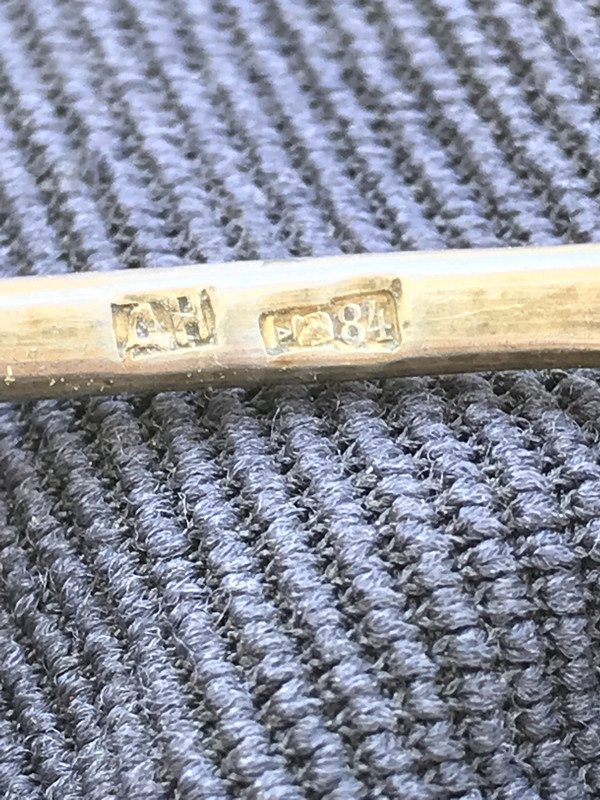 16CB7DDF-3346-4FD7-9C26-A83A6D24FF71