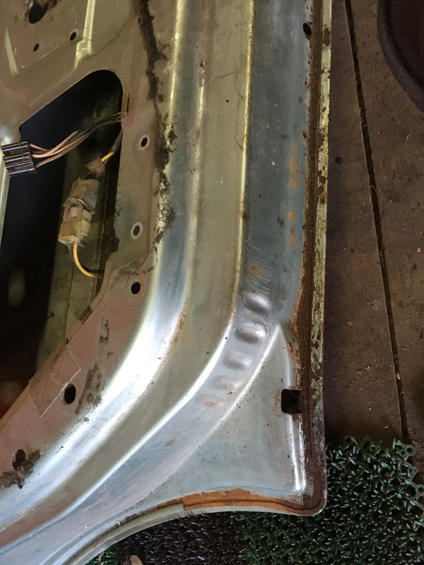 4E06F13D-4C1F-47DF-878E-F9FDBC943359