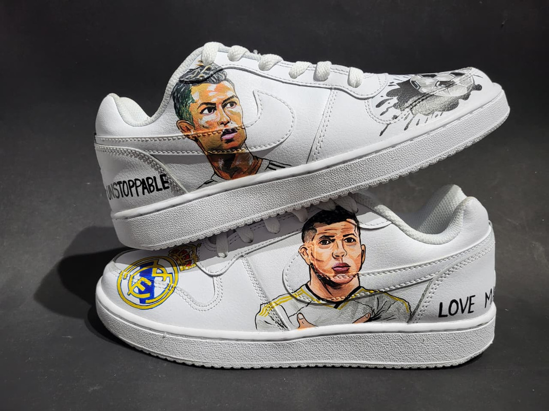 Custom Sneaker 9