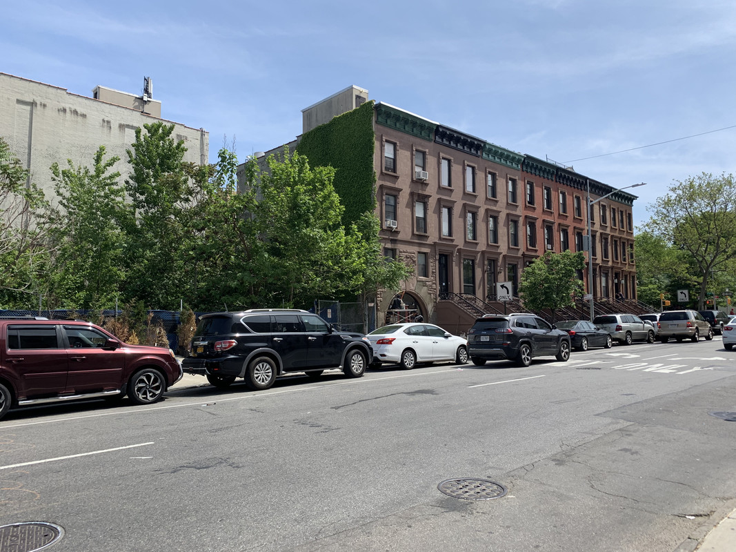 4CA51A43-C061-4D37-80DC-01F20894DFE8