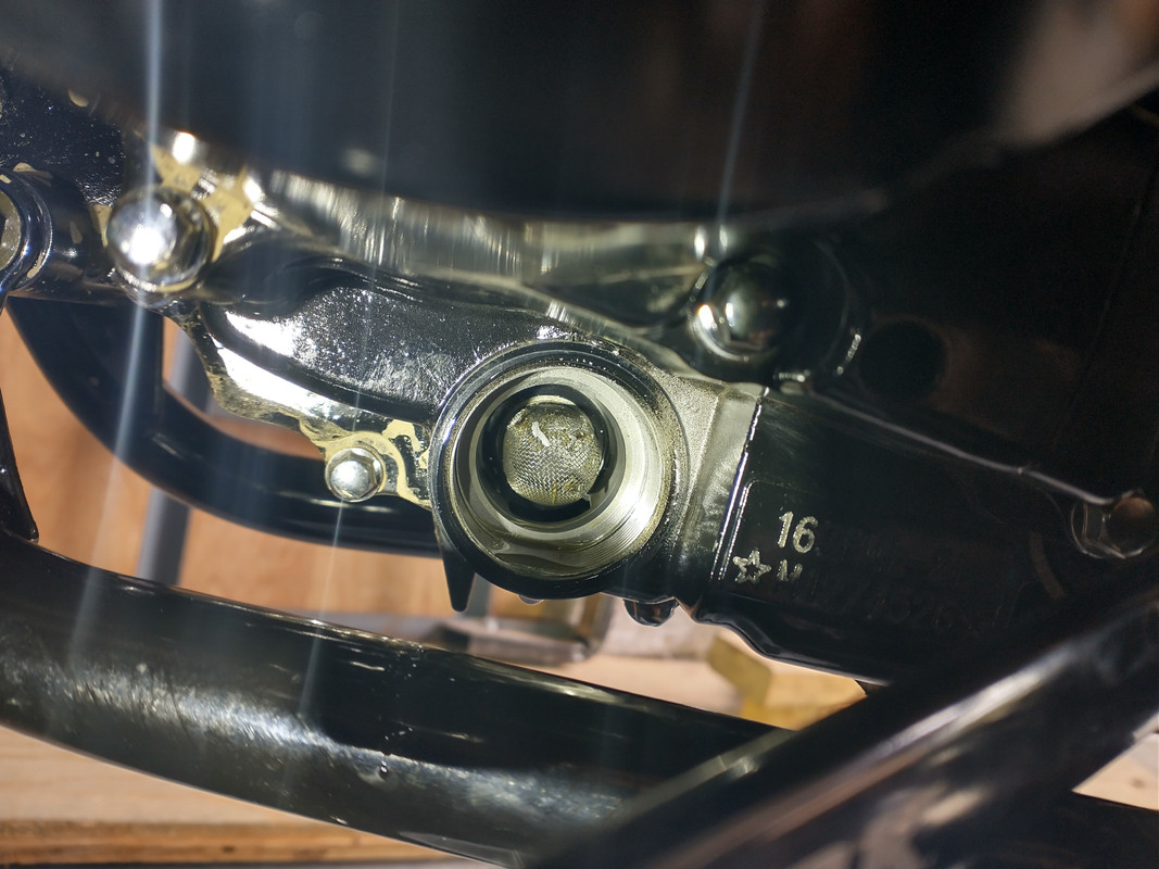 Oil intake screen — Postimages
