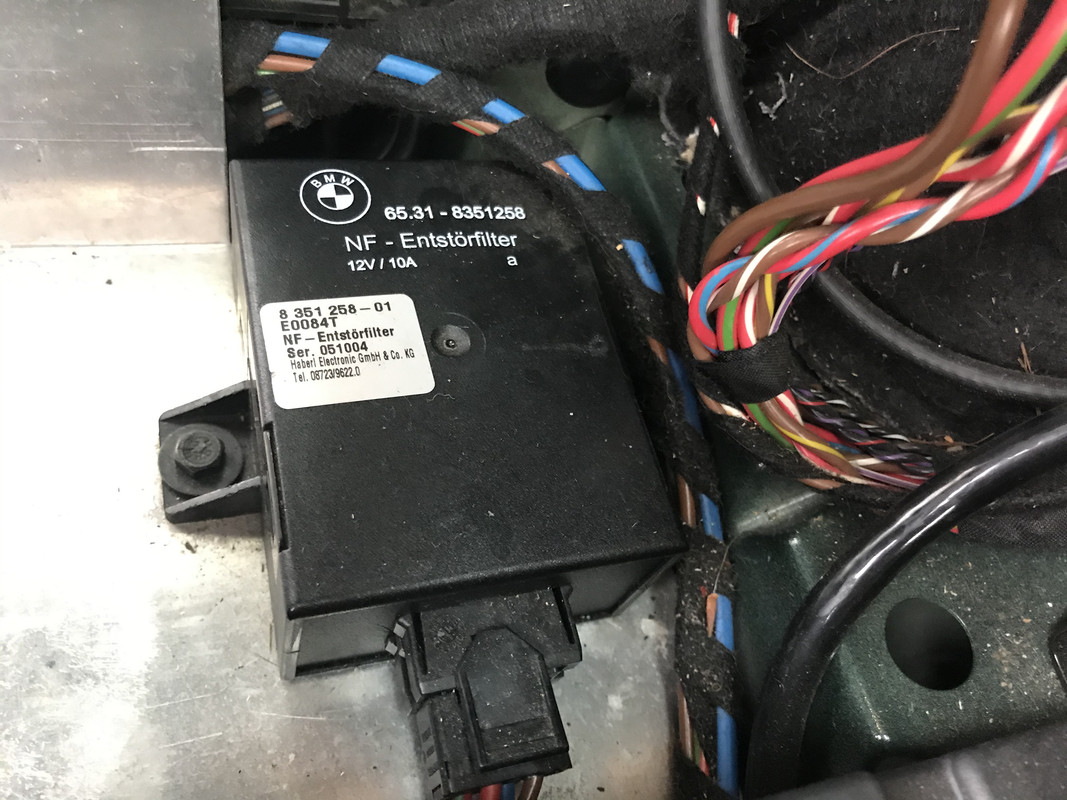 E2D1E906-CD8E-41E3-886C-6C8944B635E3