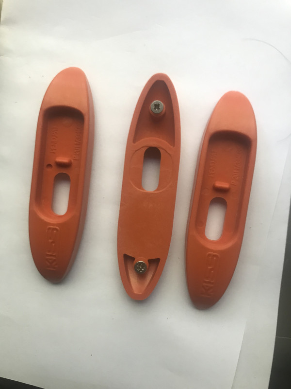 D5063CEC-2A2E-4301-A860-5735425E65D0