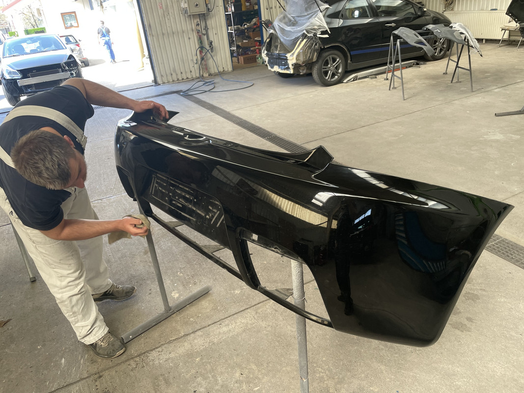 EBBAFD52-FE4F-4014-B3C5-C91C8761949C