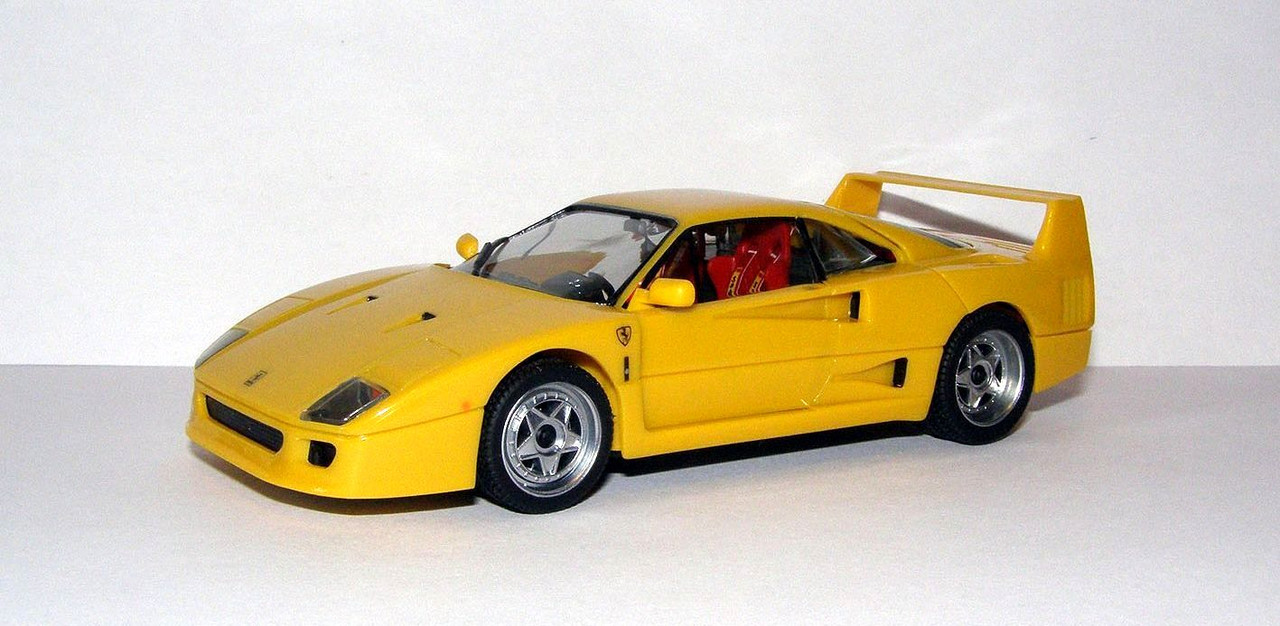 1987 Ferrari F40 (Herpa Art.-Nr.010030) 1