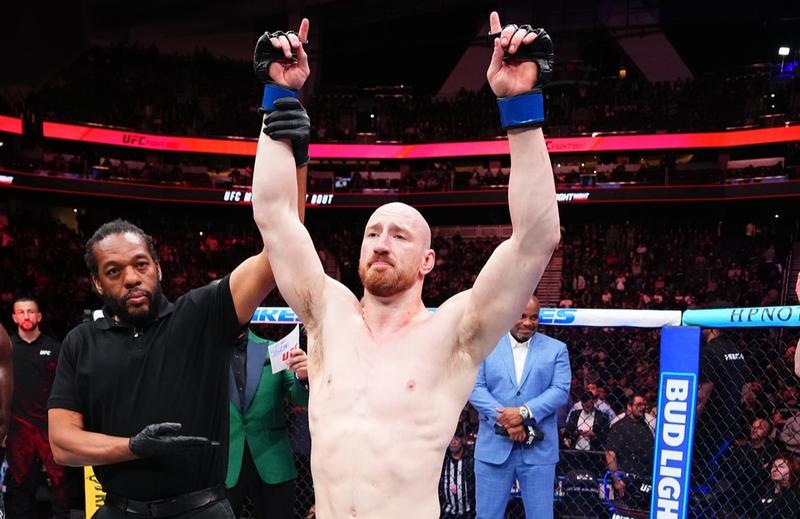 Джо Пайфър: Няма никакъв минус в това да живееш според християнските ценности