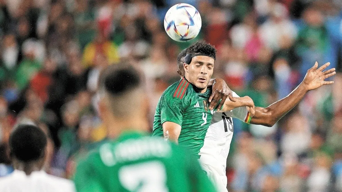 Históricos del futbol mexicano lanzan dardo al Jimmy Lozano por su alineación