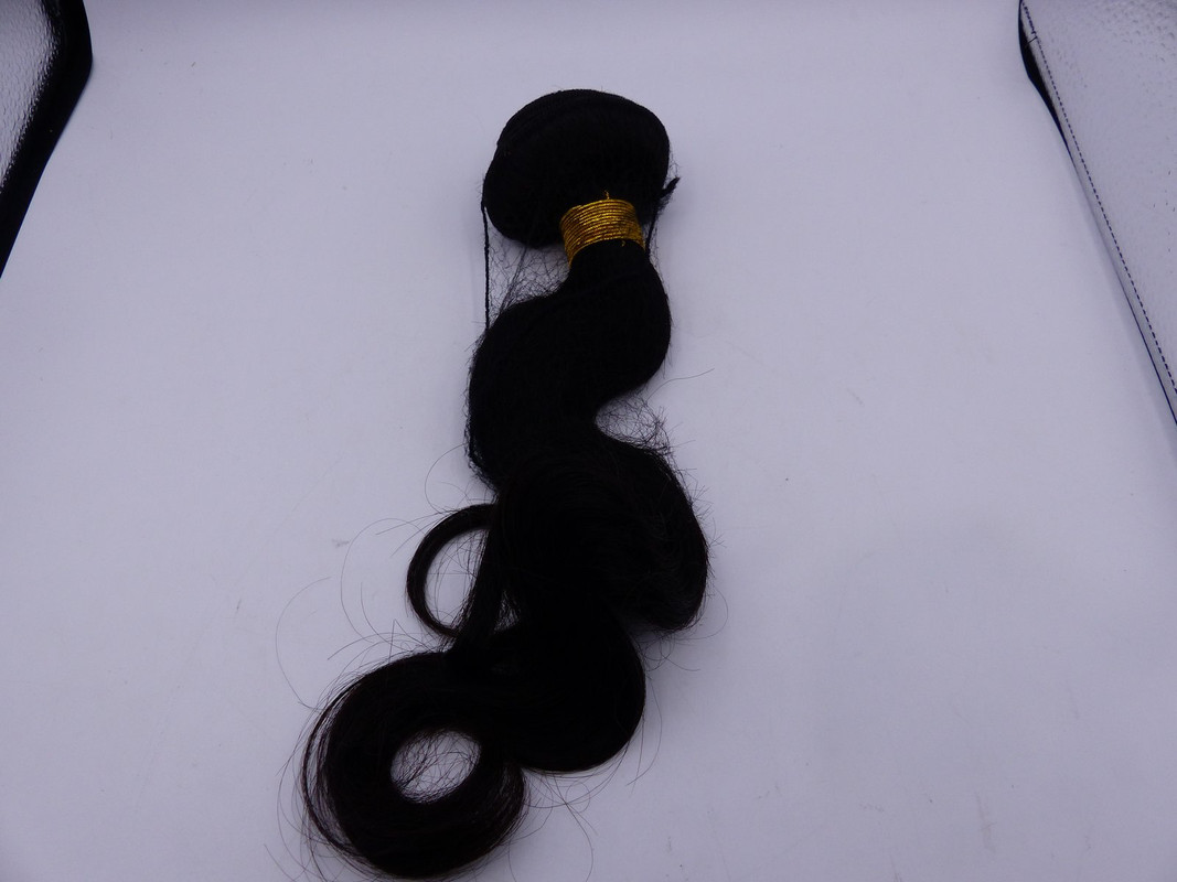 WOMENS 16" BLACK WAVY HAIR EXTENSION WEFT