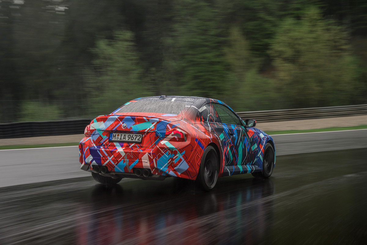 P90468016_highRes_the-all-new-bmw-m2-u