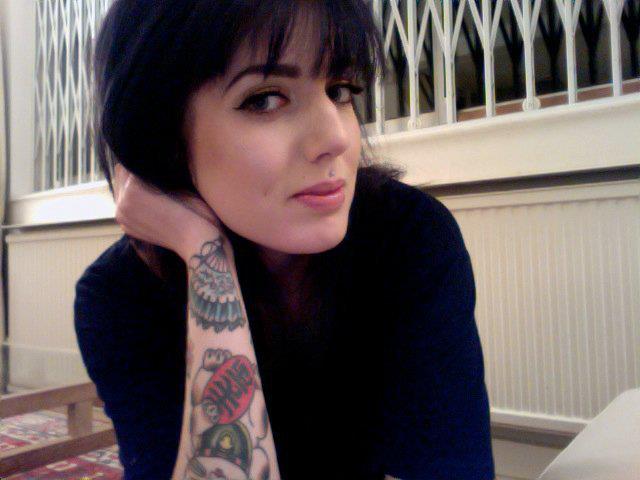 Mia Kirshner 2020: dating, net worth, tattoos, smoking 