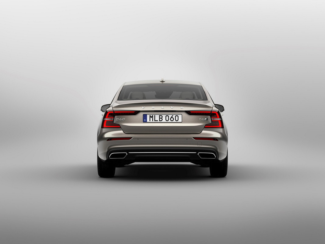 2019 Volvo S60 (79)