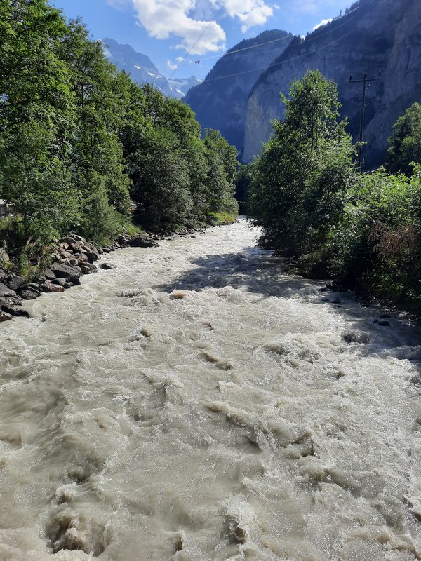 Dia 18: Valle de Lauterbrunnen: Mürren, Schilthorn, Gimmelwald, Trummelbach - Suiza: nueve días en transporte público. (14)