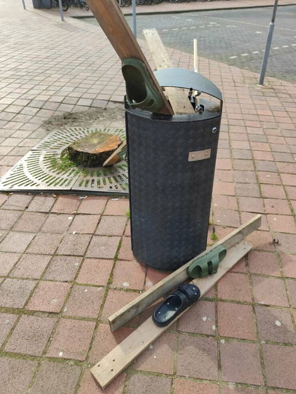 915388-war.jpg