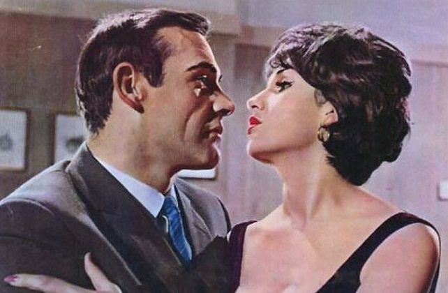 LANA-WOOD-FRIGHTENED-CITY-1-A-FOTOR.jpg