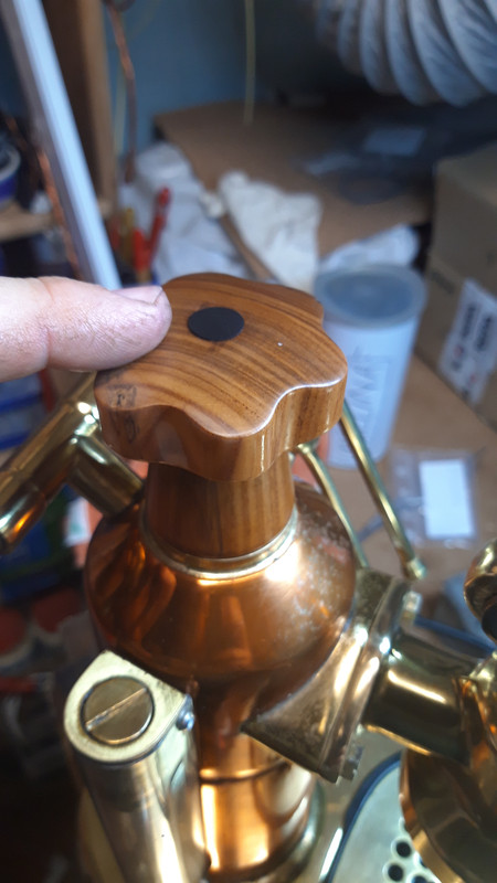 1D9FE93F-A6DF-43B5-8208-59549892CC0D