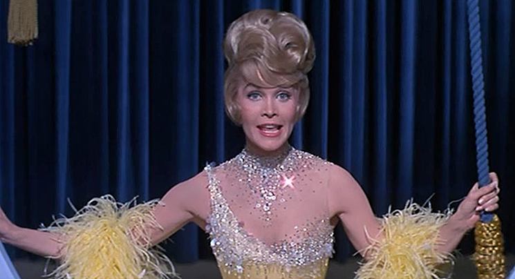 GREAT-RACE-DOROTHY-PROVINE-GREAT-RACE-1-A-FOTOR.png