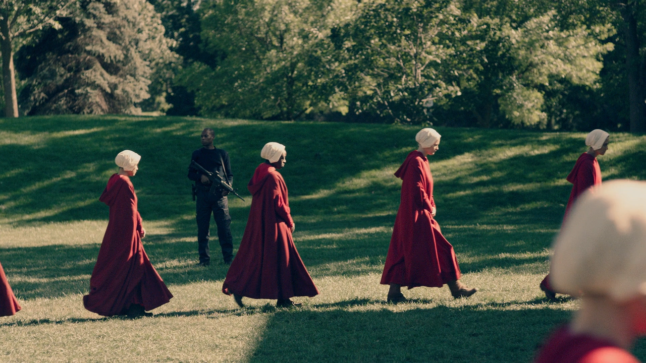 The.Handmaids.Tale.S01E01.Difred.ITA.ENG.1080p.BluRay.x264-MeM.mkv_snapshot_45.36_[2021.01.25_19.59.