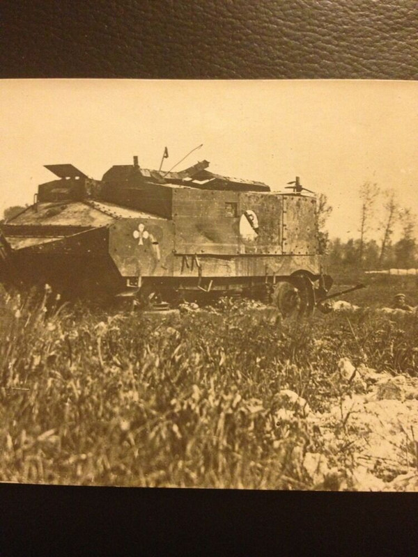 Ak Postkarte Panzer Wk 1 mit Kennung Frankreich (1)