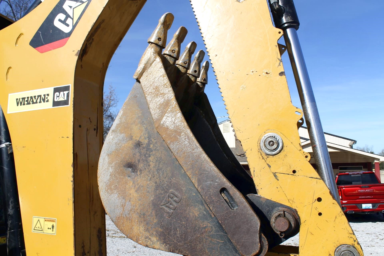 Vehicle thumbnail 17