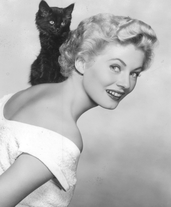 anita_ekberg_mc78