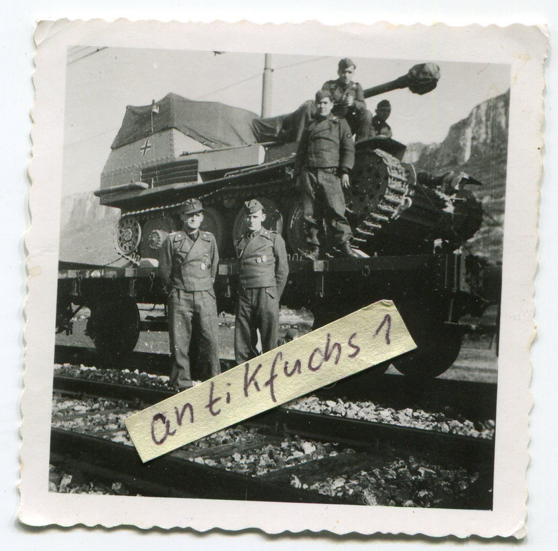 Panzerjäger-Selbstfahrlafette auf Eisernbahn in 