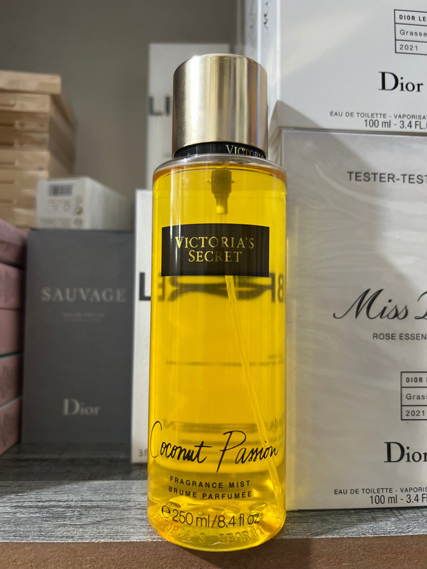 Victoria’s Secret Coconut Passion Mist