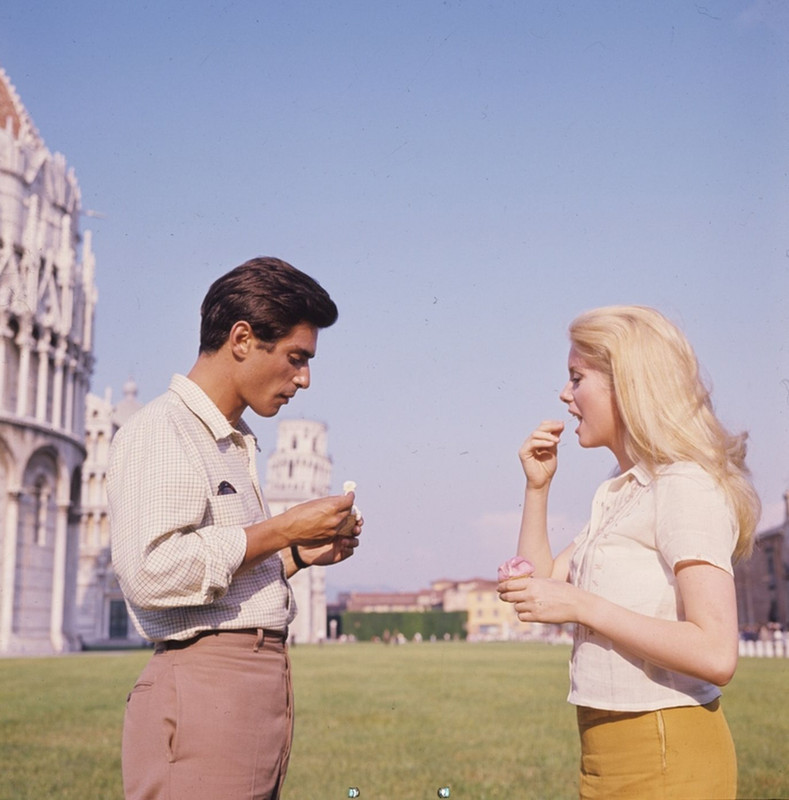 catherine_deneuve_md98