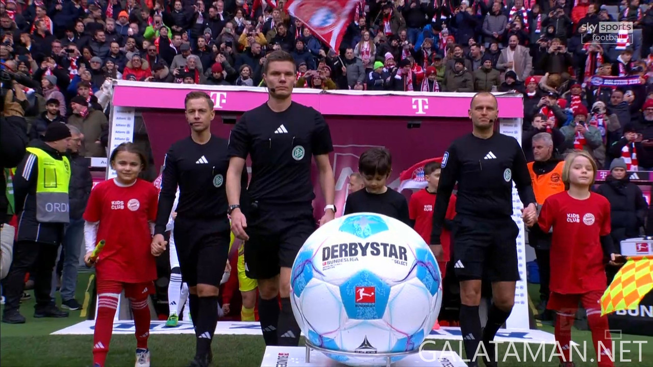 02-01_20-15-00_Sky Sports Football FHD UK_FC Bayern München vs Holstein Kiel (Replay).ts_snapshot_00