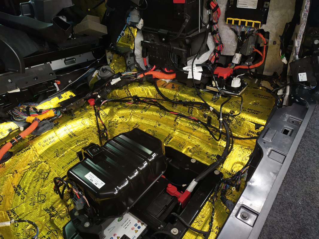 26 RRV 2020, перешив салона, шумка, зарядка