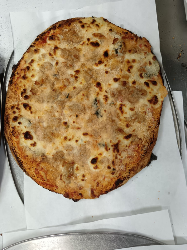 Pizza con tuma - piccola