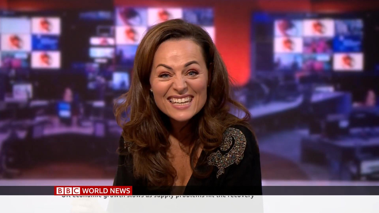11.12 - 06.00.00 - BBC World News. News. Reporting on the day's inter....ts_snapshot_27.34_[2021.11.