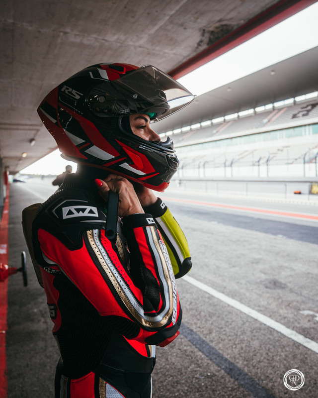 2DCE3F63-9A3B-410B-87C2-B33FAE40787A