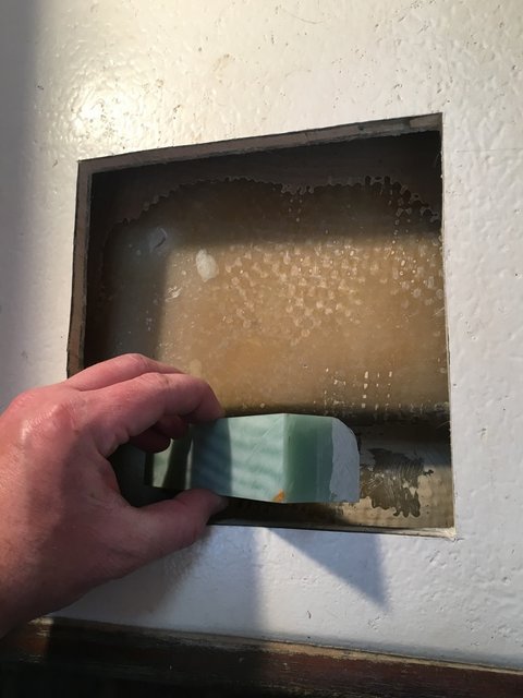 99279C16-6E8B-4A5E-BF94-619BF97D3865_1_105_c