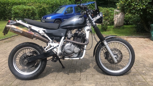 BC252860-EC63-4909-8C71-C625C197BBA8