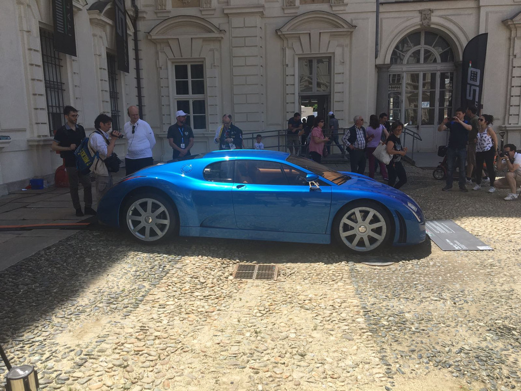 8D4019F9-7A44-4510-AAFD-66BC298D9201