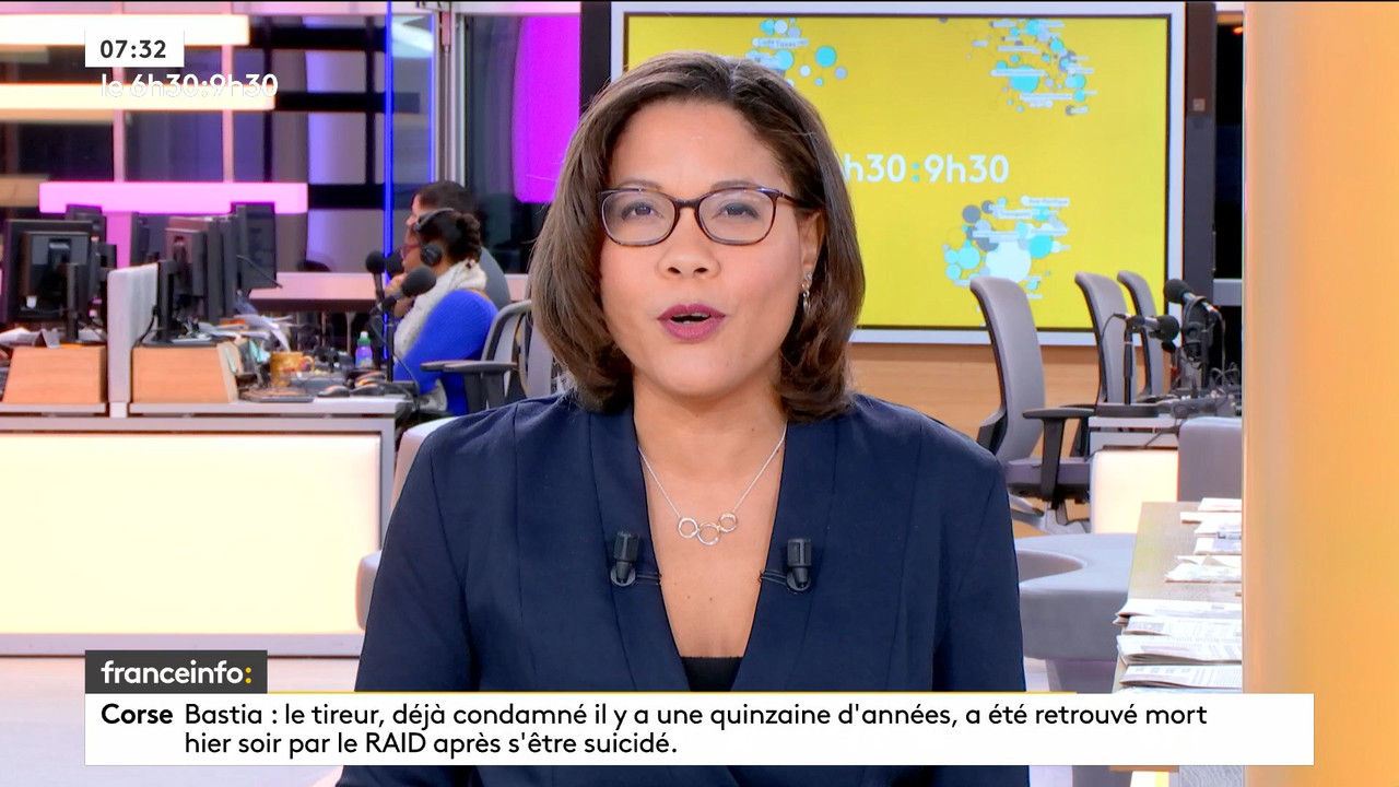 31 January - 05.30.00 - Le 6h30. Entre JT, chroniques, invités e