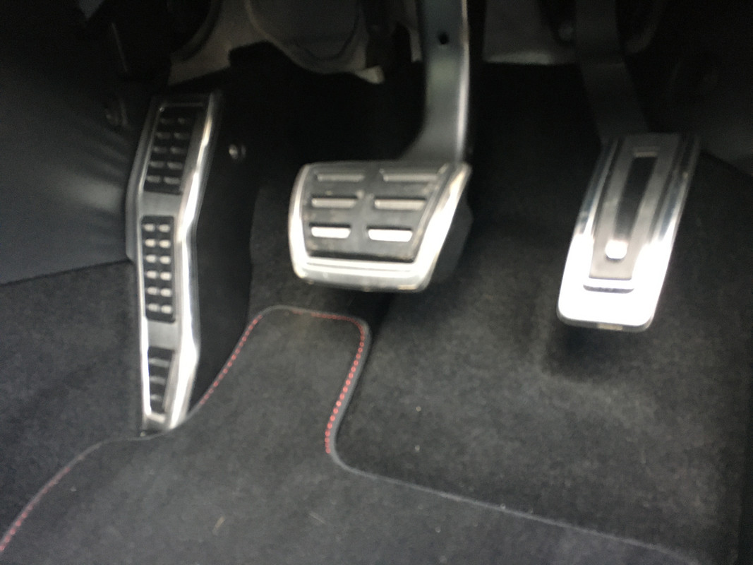 861DD901-9150-4CB7-8AC9-7730BFCE72AF