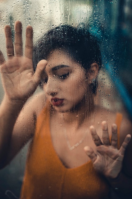 Voor-het-raam-regenweer