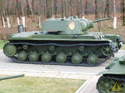 Макет советского тяжелого танка КВ-1, Первый Воин DSCN3144