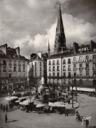 nantes-place-royale.jpg