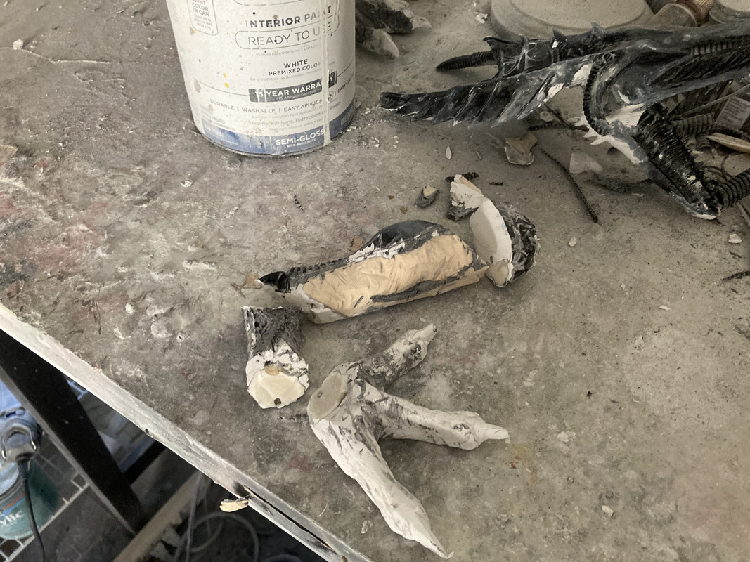 D4AC4B5D-56A5-4FB8-BDBF-DFE40A425B82