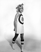 judy-geeson098