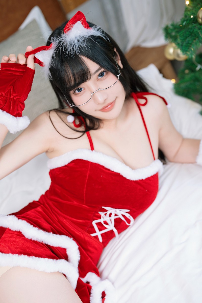 糖果果Candy 圣诞节主题 Cosplay 高清写真【125P｜672.8MB】插图2