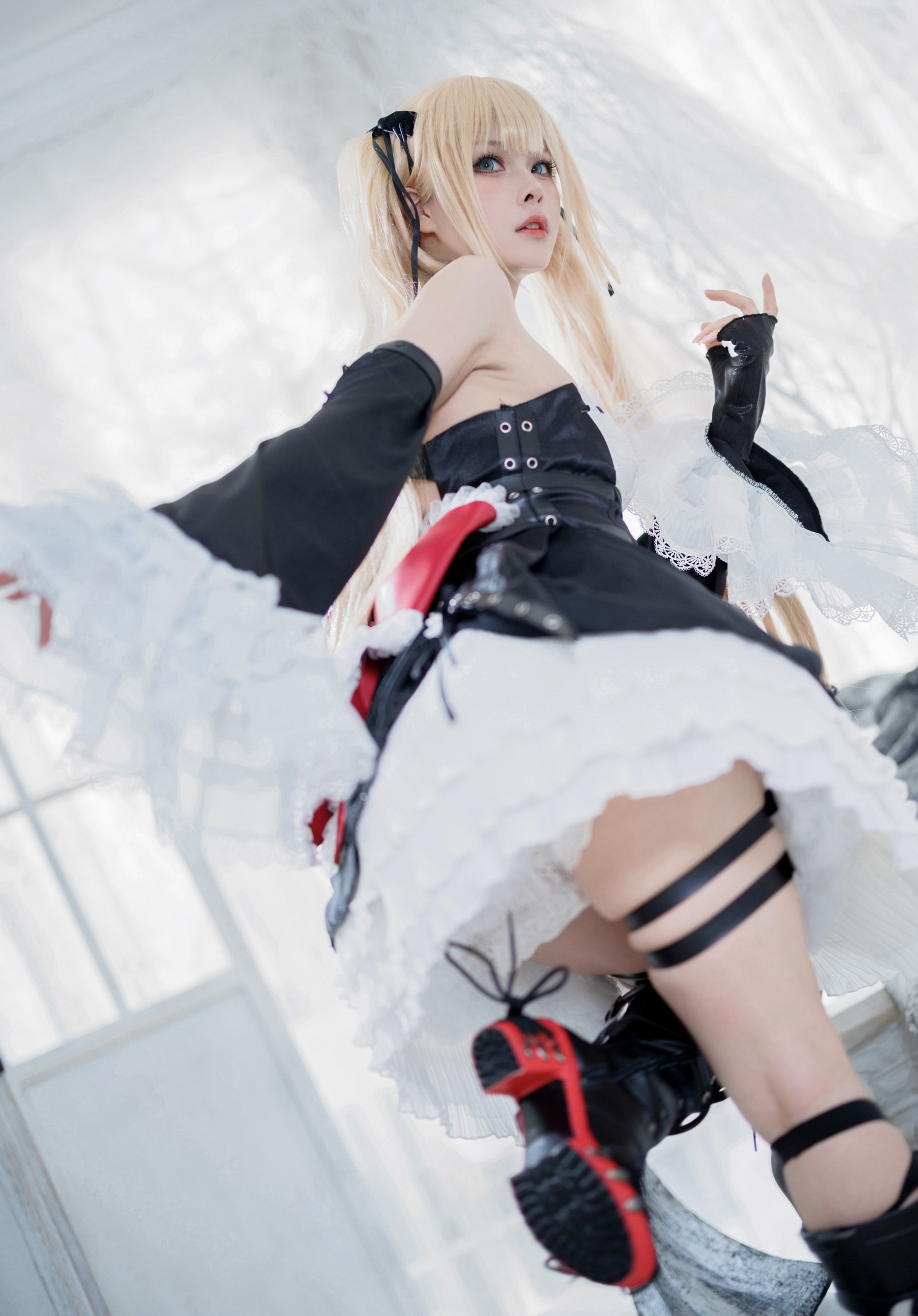 w百合欧皇子w 玛丽萝丝 & 柴郡写真集 – 碧蓝航线双人COS高清图 [18P-116MB]插图4