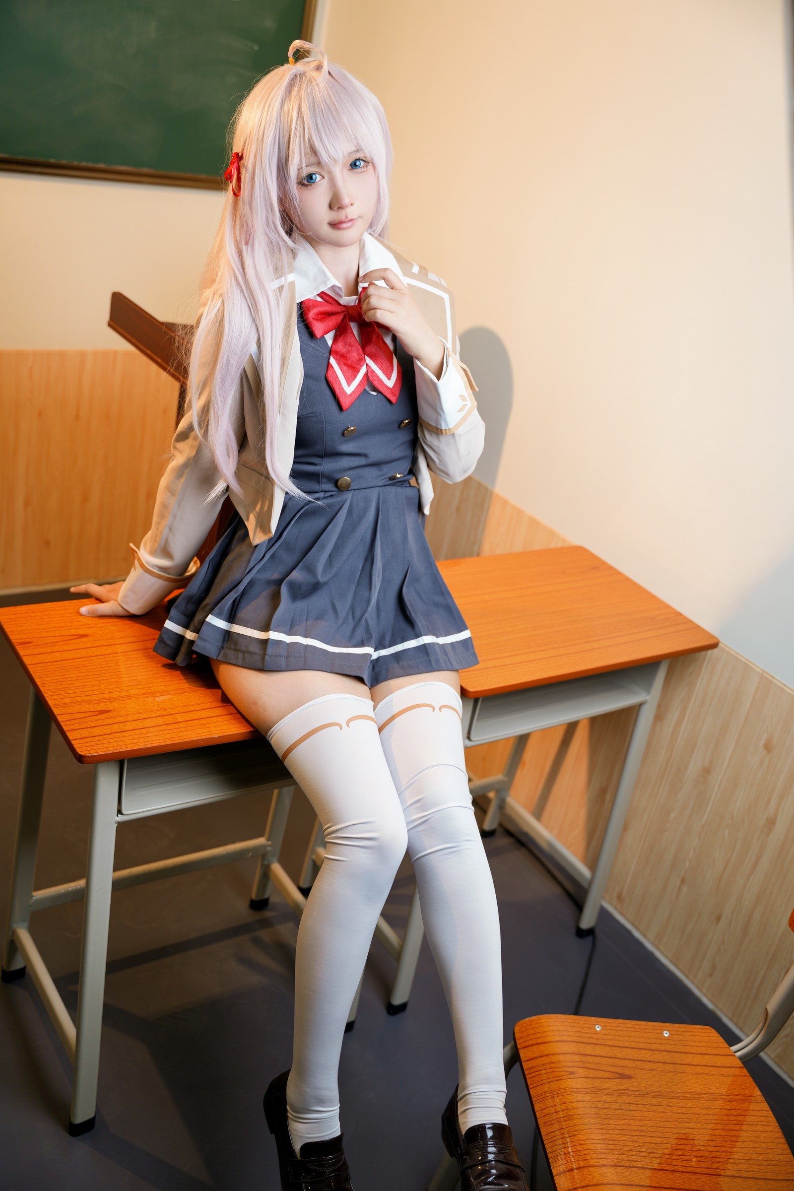 喜欢爱理吗写真集：邻座艾莉同学俄语羞涩系列高清套图（30P-136.1M）插图7