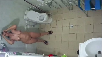 [Image: Voyeur14545141947.jpg]