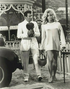 sharon-tate-md58