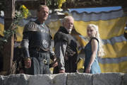 emilia-clarke-game-of-thrones-60