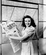 Linda-Darnell-b94