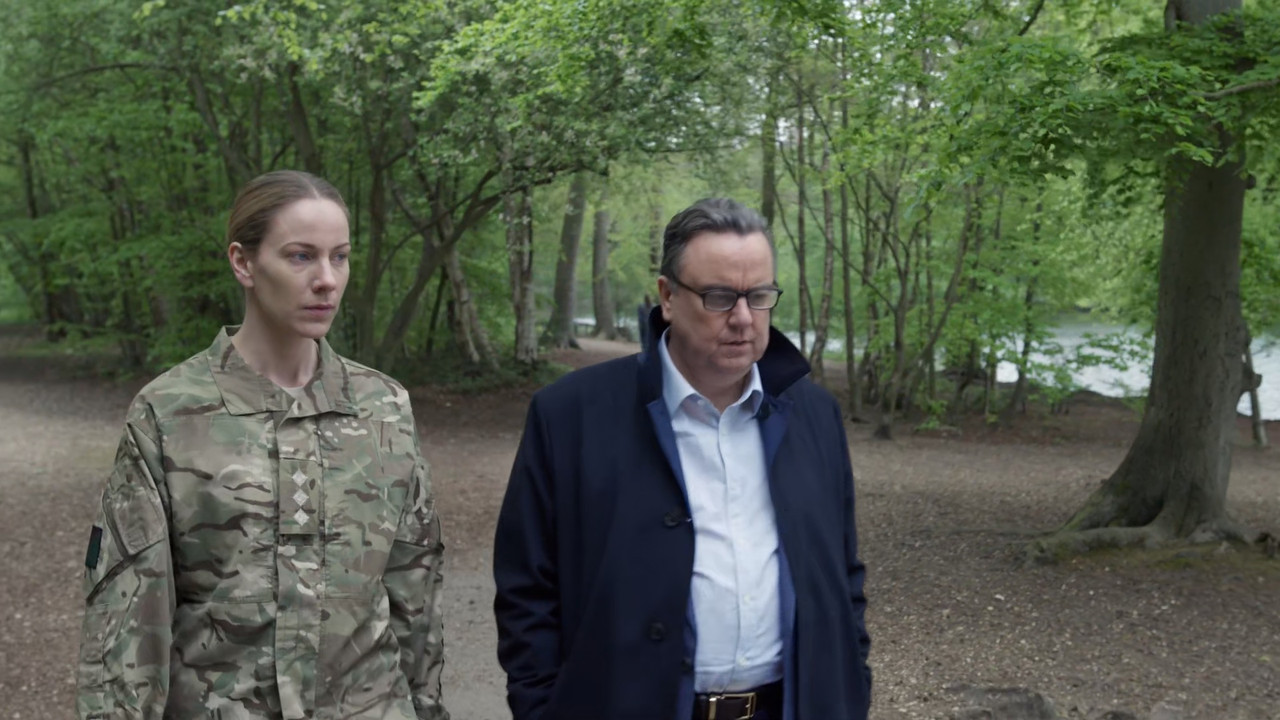 Collateral.S01E03.1080p.BluRay.2Ch.x265-DAWN_0h31m00.007s